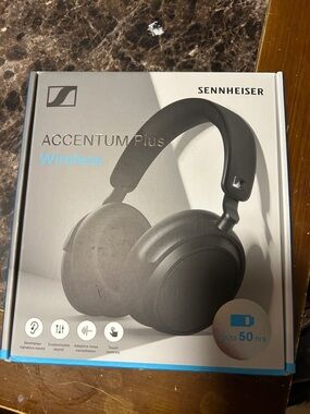 Sennheiser Accentum Plus Wireless Headphones - Black